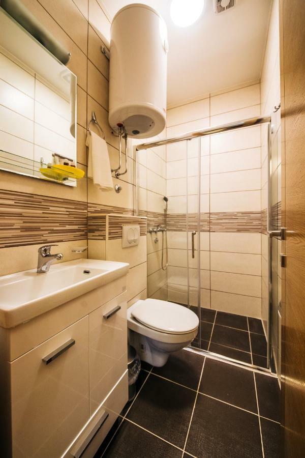 Apartments Vojislav Virpazar Ngoại thất bức ảnh