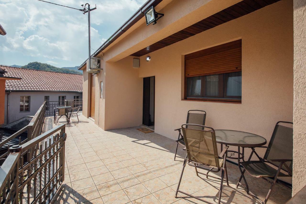 Apartments Vojislav Virpazar Ngoại thất bức ảnh